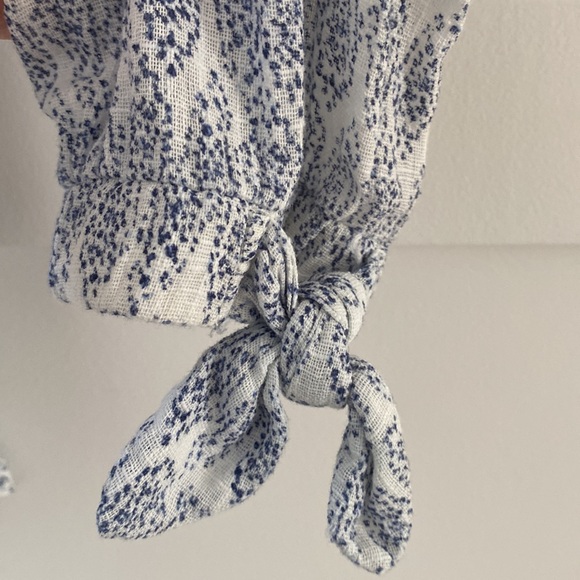 Bundle Lot of 2 Long Sleeve Shirts Blouses Size Small - Picture 6 of 16